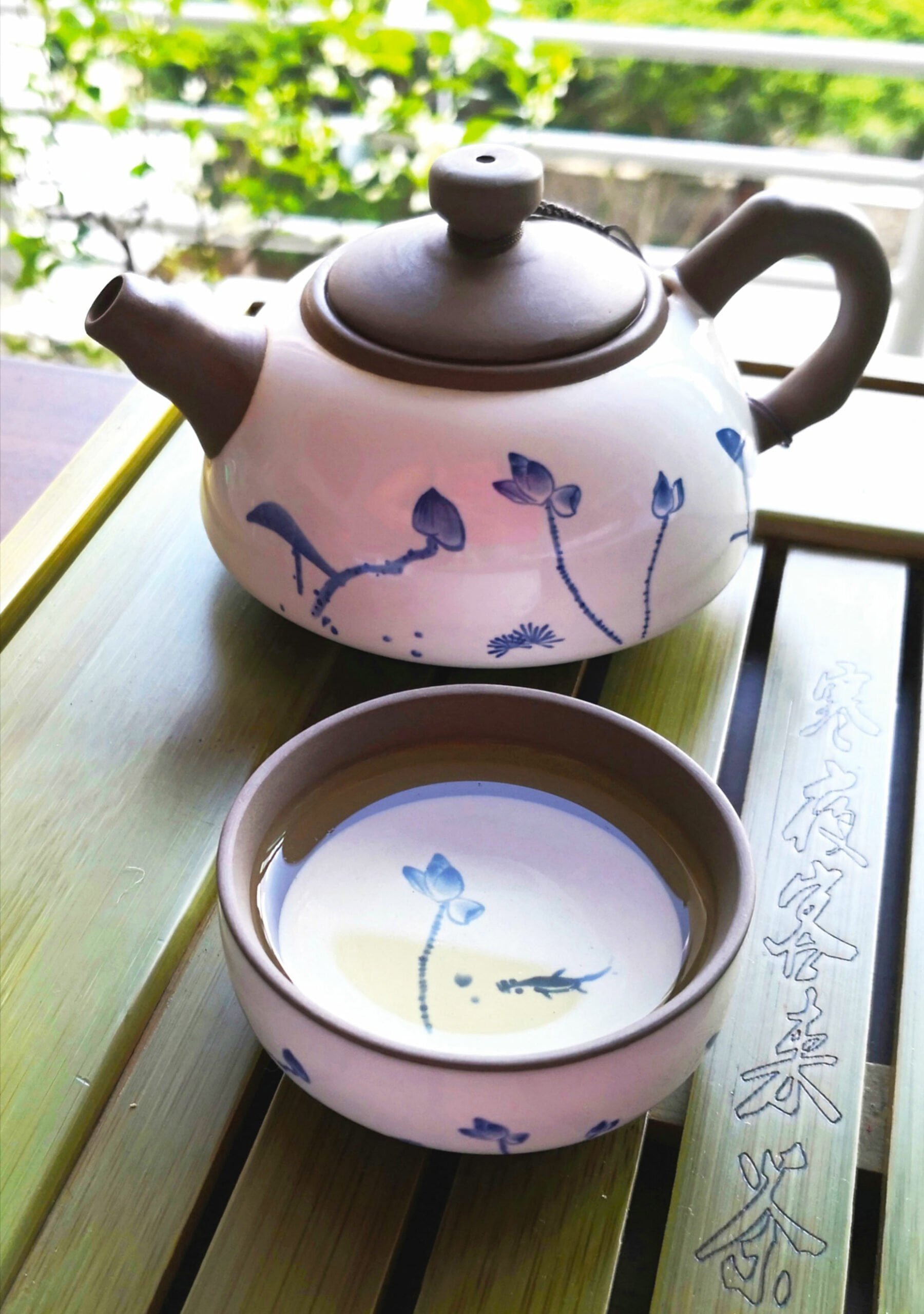 Chinese tea pot set