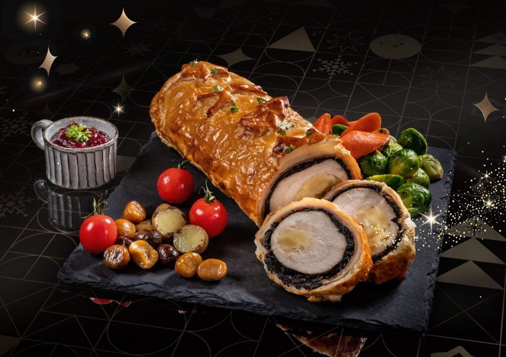 Resorts World_Turkey Wellington with Cranberry Saucejpg