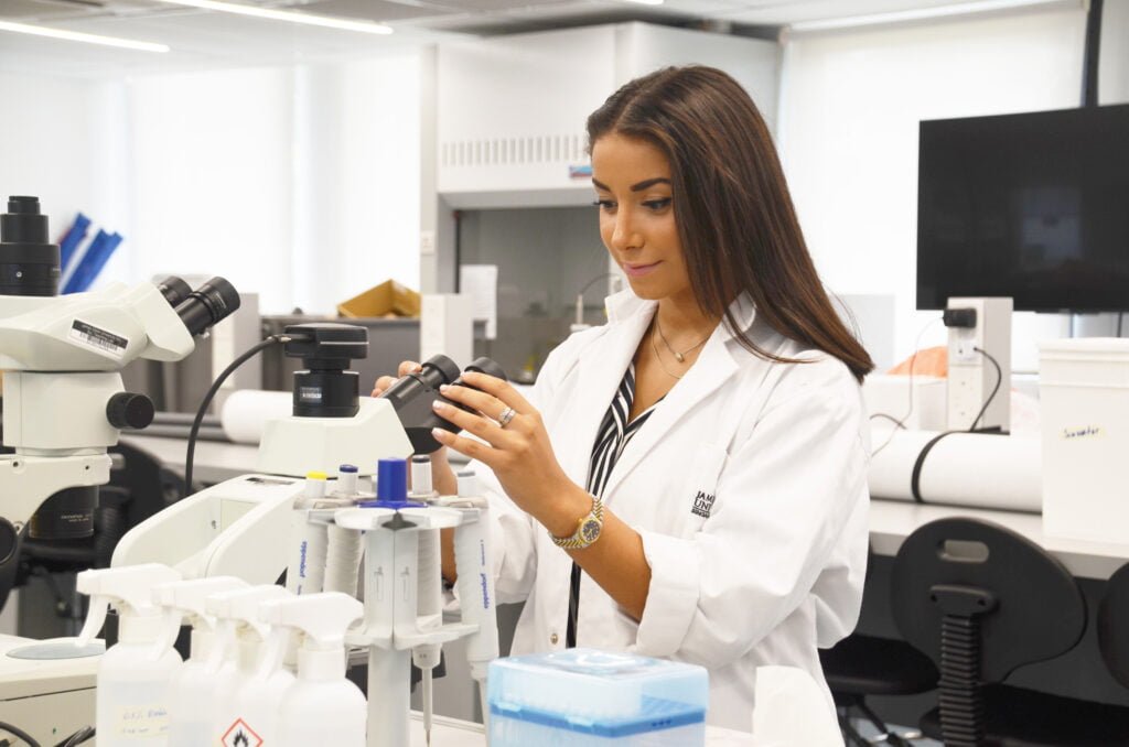 Woman-in-laboratory-in-white-coate