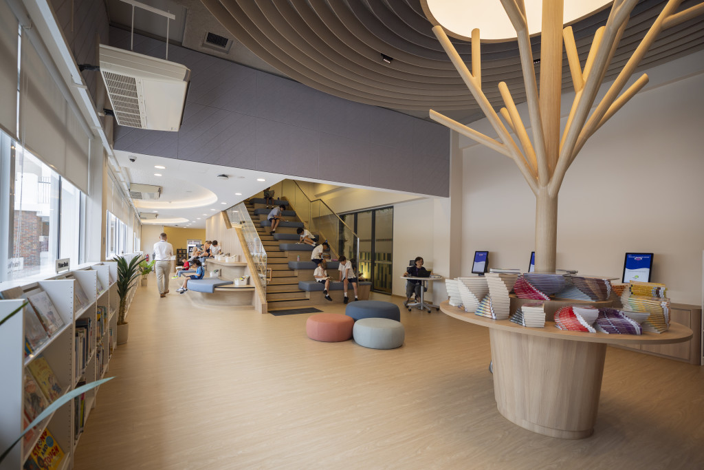 Tanglin Trust School Library