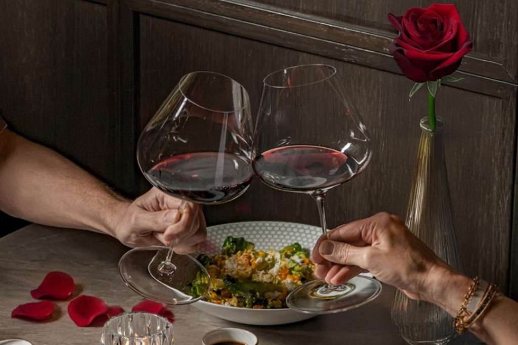 54 Steakhouse V-Day Meal