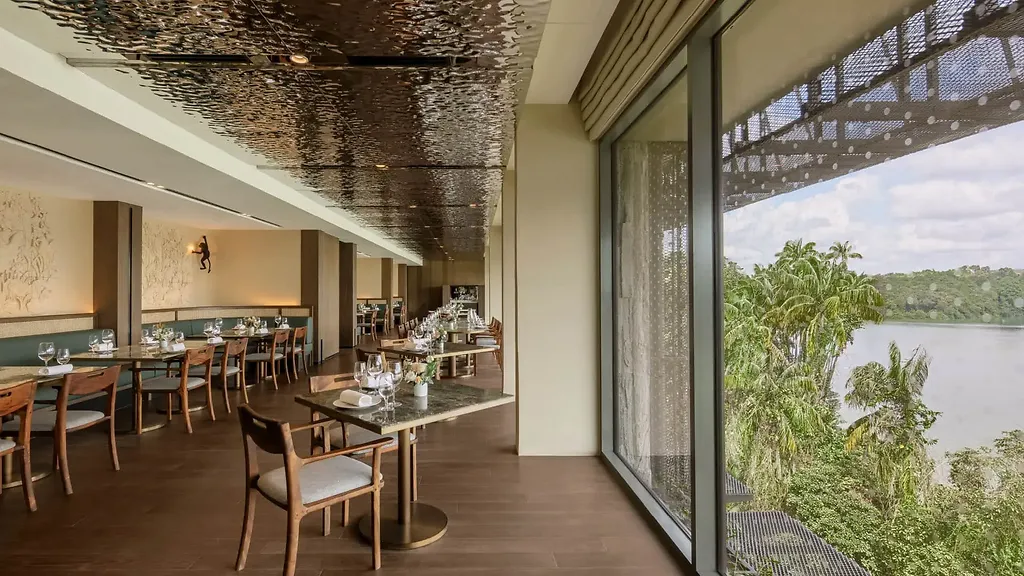 Forage dining area